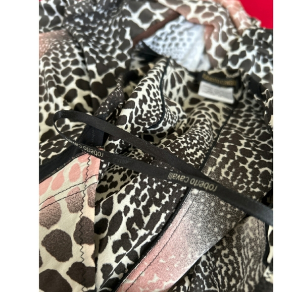 Roberto cavalli skirt size M. Didn't fit me sadly - Picture 3 of 6